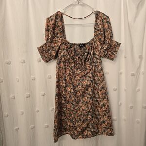 Trixxi Size Small Floral Puff Sleeve Dress Lightweight